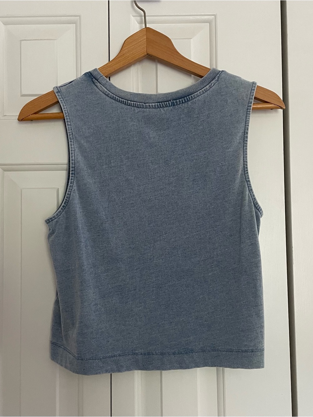 Z Supply Washed Blue Cropped Tank Top - Picture 3 of 4